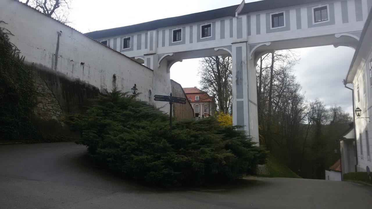 Pension Nika Cesky Krumlov Exterior photo